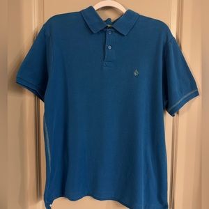 Like New. Volcom Stone…Men’s Short Sleeve, Button-Up, Collared Shirt  Size Large